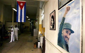 Panadería en La Habana: Pocos panes y mucha política