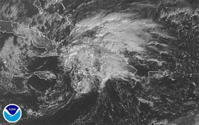 Imagen del satélite de la tormenta Olga, este miércoles. (NHC)