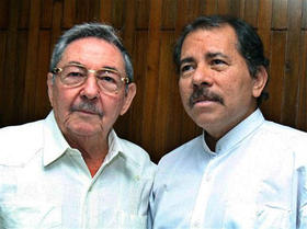 Raúl Castro y Daniel Ortega