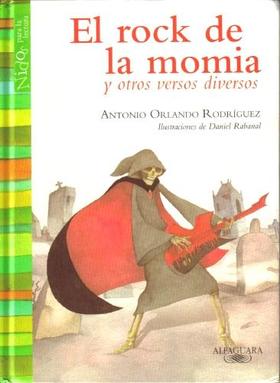 Portada del libro 'El rock de la momia y otros versos diversos'