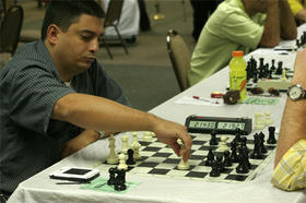El ajedrecista Julio Becerra. (CARLOS DEL PINO)