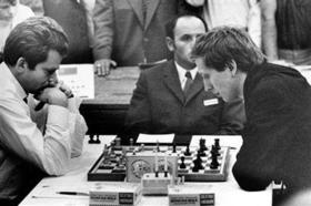 Partida de ajedrez entre Boris Spaski y Boby Fischer en 1970. (AP)
