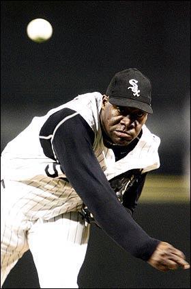 El pitcher José Ariel Contreras