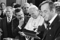 Encuentro de Walesa con el Papa Juan Pablo II en el Vaticano, en 1980