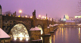El Puente de Carlos, en Praga. El Puente de Carlos, en Praga