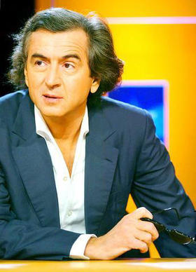 El filósofo Bernard Henri Lévy critica a la izquierda y a la derecha en su último libro. El filósofo Bernard Henri Lévy critica a la izquierda y a la derecha en su último libro