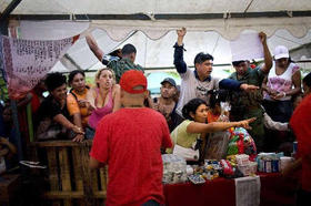 Escena en un mercado venezolano