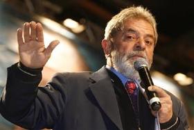 El presidente Lula da Silva, durante un acto de campaña en Porto Alegre