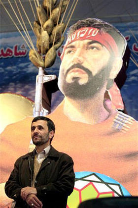 El presidente de Irán, Mahmoud Ahmadinejad, durante una ceremonia en Teherán