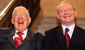 Ian Paisley y Martin McGuinness. (AP) Irlanda del Norte