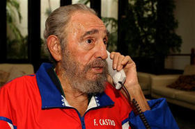 Desde su convalecencia, Fidel Castro llama al 'voto unido'. (AP)