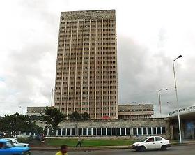 El hospital Hermanos Ameijeiras, en La Habana, otrora símbolo de la 'salud para todos'