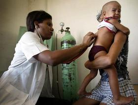 Altos índices de amenaza y ocurrencia de aborto espontáneo, bajo peso al nacer, mengua de la talla y el peso promedios: ¿hay o no problemas de nutrición? (AP)