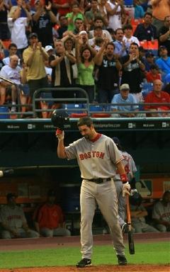 El antesalista Mike Lowell