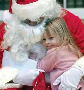 Santa Claus en una escuela de Estados Unidos. (AP) Santa Claus