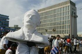 La más reciente manifestación frente a la SINA