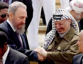 Fidel Castro y Yasser Arafat