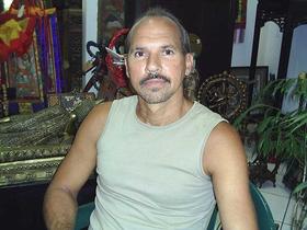 El escritor Raúl Ortega Alfonso