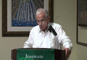 El poeta, narrador y profesor Félix Cruz-Álvarez. El poeta, narrador y profesor Félix Cruz-Álvarez