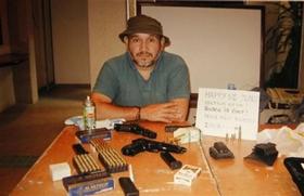 Eduardo Rózsa Flores (boliviano, con ciudadanía húngara y croata), líder del presunto grupo terrorista aniquilado por la policía en Santa Cruz. Bolivia, 16 de abril de 2009. (AP)