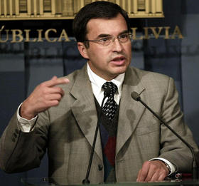 Juan Ramón Quintana, ministro de la Presidencia de Bolivia, es uno de los acusados de contrabando. (AFP) Juan Ramón Quintana, ministro de la Presidencia de Bolivia, es uno de los acusados de contrabando. (AFP)