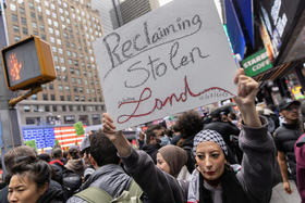 Una protesta a favor de Hamás en Times Square en Nueva York