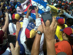 Venezolanos protestan por la presencia cubana en el país