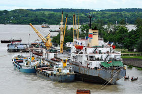 El barco de carga norcoreano Mu Du Bong a la entrada del puerto de Tuxpan, Veracruz, México. (Fotografía tomada de Veracruzanos.info.)
