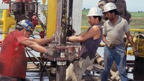 La extracción del petróleo es la principal fuente de divisas de Venezuela