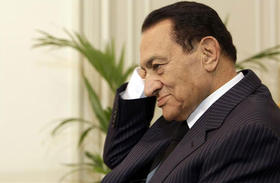 El ex presidente de Egipto Hosni Mubarak en el Palacion Presidencial de El Cairo, en esta foto de archivo del 22 de enero de 2011