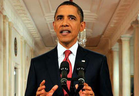 El presidente de Estados Unidos, Barack Obama, se dirige a la nación en una declaración emitida por televisión desde la Sala Este de la Casa Blanca, el 25 de julio de 2011