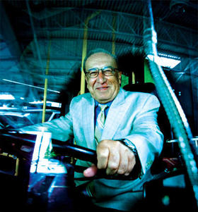 El empresario canadiense Cy Tokmakjian. El empresario canadiense Cy Tokmakjian