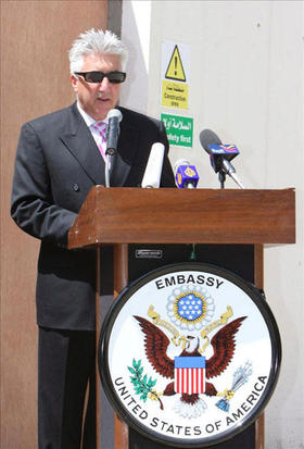 El embajador de EEUU en Libia, Gene Cretz