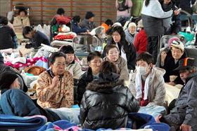 Imagen de un refugio en la ciudad de Minamisanriku, Japón, al que varios residentes de la zona fueron evacuados tras los daños presentados en la planta nuclear en Fukushima