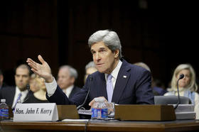 El senador John Kerry durante la audiencia de confirmación en el Senado de Estados Unidos