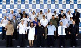 Foto de familia. Cumbre latinoamericana de Brasil. (AP)