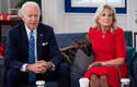 El matrimonio Biden con su mascota, el pastor alemán Commander