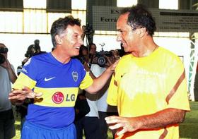 Macri y Scioli, cuando se reunían a jugar amistosos partidos de fútbol