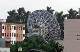 El centro de radioescucha Lourdes que tenía Rusia en Cuba,y que cerró en 2001 por ahorro de costos, en esta foto de archivo