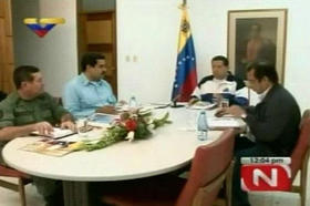 Hugo Chávez y algunos de sus ministros en la reunión realizada en La Habana