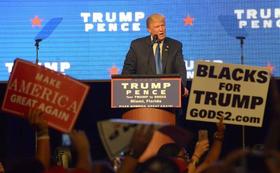 Donald Trump durante su discurso en Miami, Florida