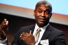 Raphael Bostic, presidente de la Reserva Federal de Atlanta