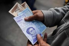 Para comprar con efectivo un Big Mac en Venezuela hace falta más de 60 billetes de 500 mil bolívares, los de mayor denominación. Para comprar con efectivo un Big Mac en Venezuela hace falta más de 60 billetes de 500 mil bolívares, los de mayor denominación