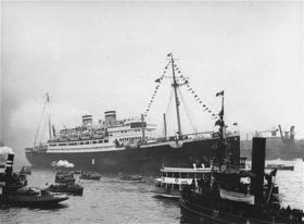 El buque St. Louis espera en el puerto de La Habana, Cuba, junio de 1939