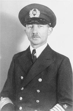 Gustav Schroeder, capitán del buque St. Louis, Alemania, 13 de mayo de 1939
