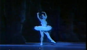 Aydmara Cabrera interpretando “El lago de los cisnes” [1/2]