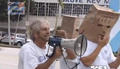 Continúan en Miami las protestas por concierto de Pablo Milanés