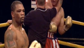 Mike Perez contra Tye Fields