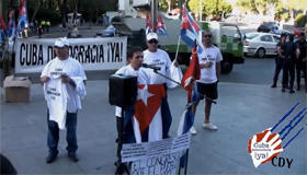“Performance” en Madrid de Cuba Democracia ¡Ya!