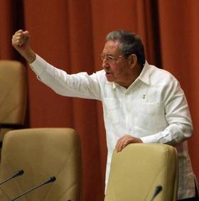 El gobernante Raúl Castro durante la clausura de la última sesión ordinaria de  la Asamblea Nacional del Poder Popular en Cuba
